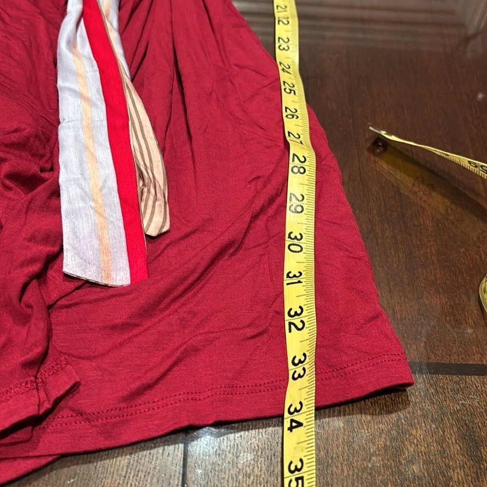 Hale Bob Burgundy Women's Robe - Picture 10 of 11